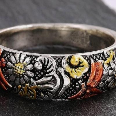 3-Tone Metallic Style Ring with Insect Dragon Fly