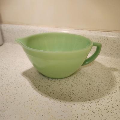 Fire king jadeite mixing bowl