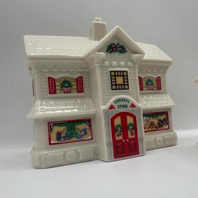 Lenox Holiday Village Buildings – 3 Pieces