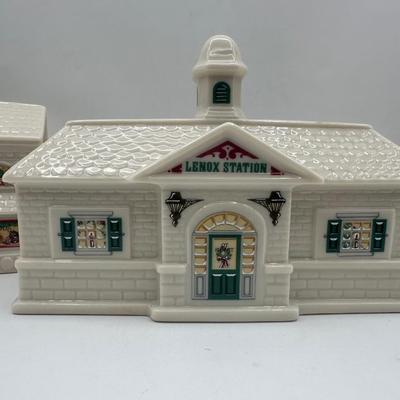 Lenox Holiday Village Buildings – 3 Pieces