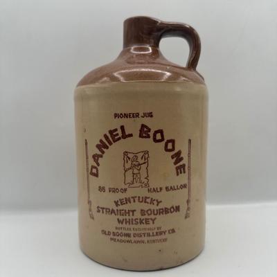Daniel Boone Pioneer Jug – Kentucky Straight Bourbon Whiskey