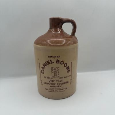 Daniel Boone Pioneer Jug – Kentucky Straight Bourbon Whiskey