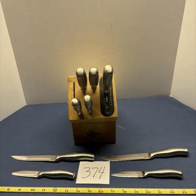 Pampered Chef Knife Block