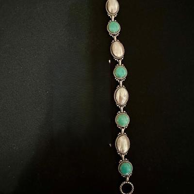 .925 OVAL SHAPED SHELL & ROUND TURQUOISE COLORED BRACELET