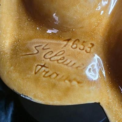 Vintage Saint-Clément French Majolica Snail Server – Model 1653 – Hand-Glazed Caramel Brown Escargot Plate – Mid-Century French Faience