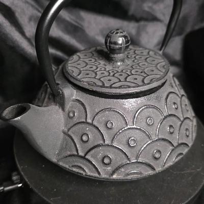 New Old Stock Cast Iron Tetsubin Teapot | Silver-Black Textured Floral Relief | Enamel Interior | Traditional Japanese Design | Pristine...