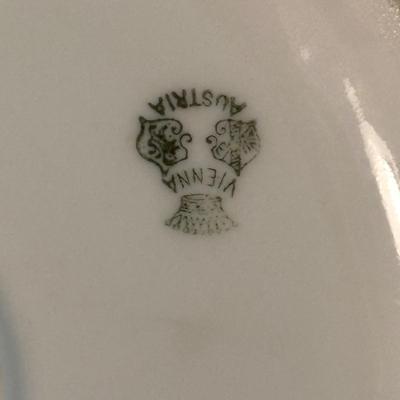 Hand Painted Porcelain Squat Vases (SF-LR)