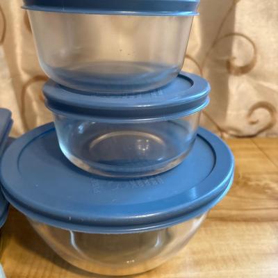 Pyrex Storage & measuring cup