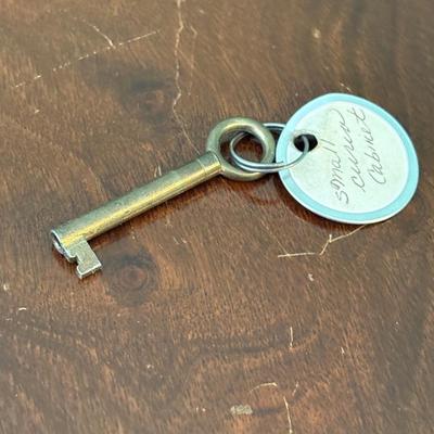 Art Deco Curio Cabinet (LR-SF)