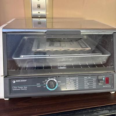 Black & Decker toaster oven