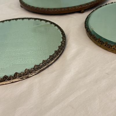 Collection of Mirrored Vanity Trays and Coasters (LR-SF)