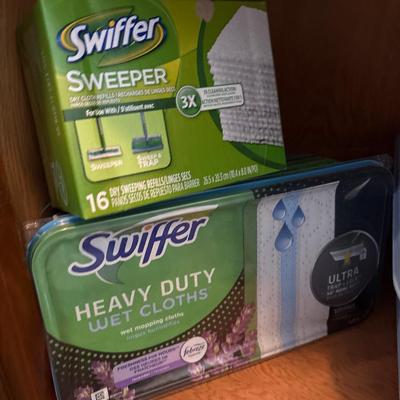 Light Bulbs and cleaning supplies