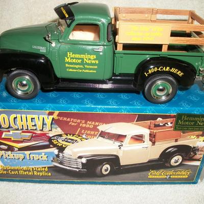 ERTL - HEMMINGS MOTOR NEWS 1950 CHEVY STAKE BED PICKUP TRUCK 1:25
