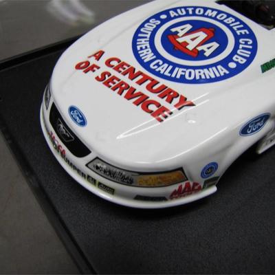 ACTION Gary Densham AAA of So. Cal. 2002 Mustang Funny Car 1:24 MAC TOOLS AUTOGRAHED