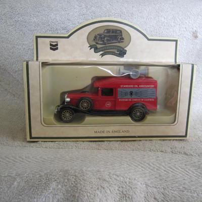 CHEVRON DIE CAST HORSE DRAWN WAGON STANDARD OIL CO. KEROSENE - NEW