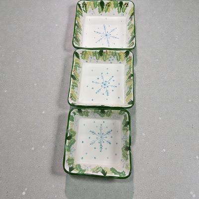 Temp-tations Holiday Hometown Christmas Oven To Table Set