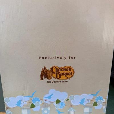 Cracker Barrel Polyresin Black Lab Dog Statue 13" Tall