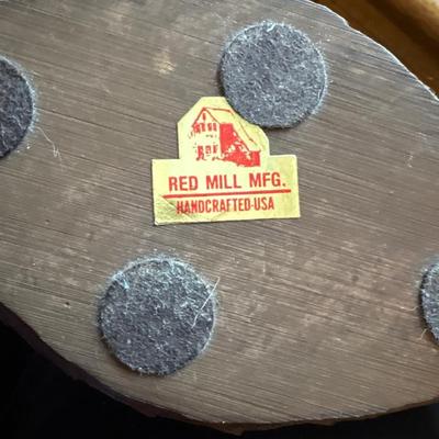 Red Mill duck & squirrel