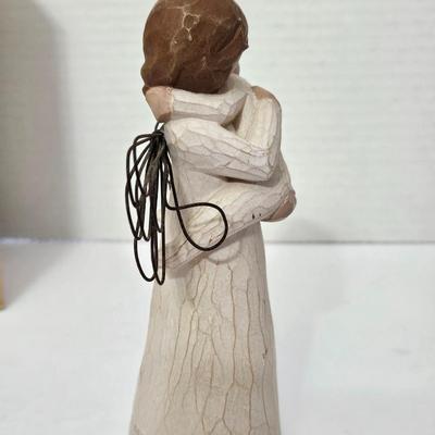 NIB Willow Tree "Angel's Embrace" Susan Lordi Figurine Demdaco 2002 #26084