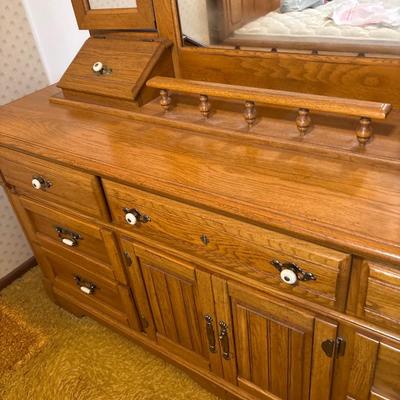 Dresser & mirror