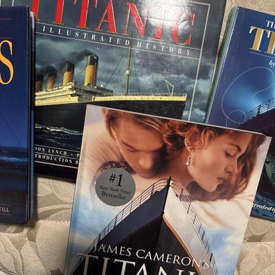 Titanic books