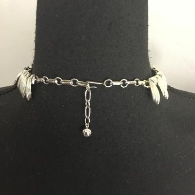 Beautiful very nice vintage Coro Silver-tone, collar statement, necklace