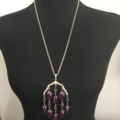 Beautiful vintage Sarah Coventry, Wisteria, 1973 purple gem statement necklace excellent condition