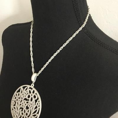 Vintage white enamel statement necklace