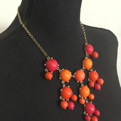 Super cute statement, necklace, gold toned