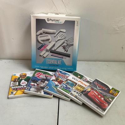628 Wii Gaming Console Starter Kit with Games