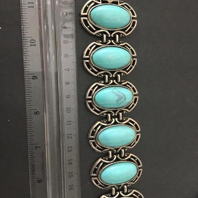 Beautiful vintage, Silver tone faux turquoise, stone wide statement bracelet, vintage