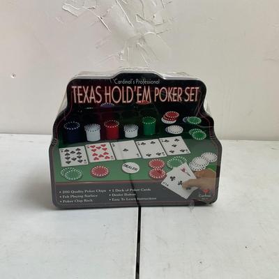 634 New in Package Texas Hold 'em Poker Set