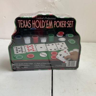 634 New in Package Texas Hold 'em Poker Set