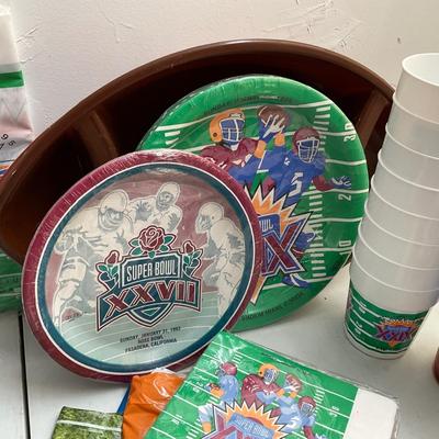 639 Large lot of Vintage SUPER BOWL Party Supplies
