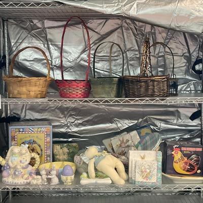 640 Large Lot Easter Decor and Baskets