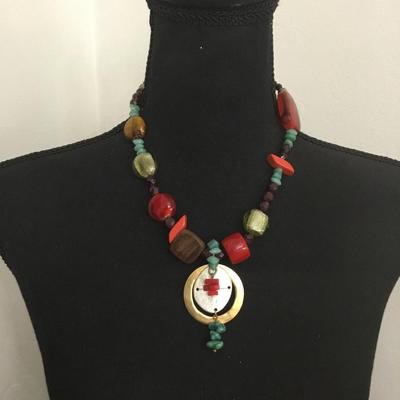 Beautiful Chicos statement necklace