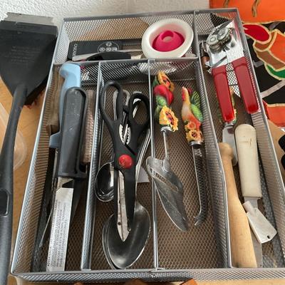 644 Hot off the Grill Tools & Tablecloths