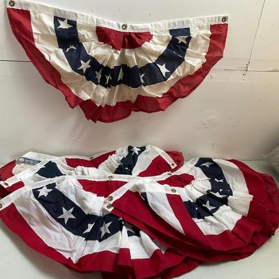 659 Lot of 14 American Flag Pleated Bunting Banner/ Flags