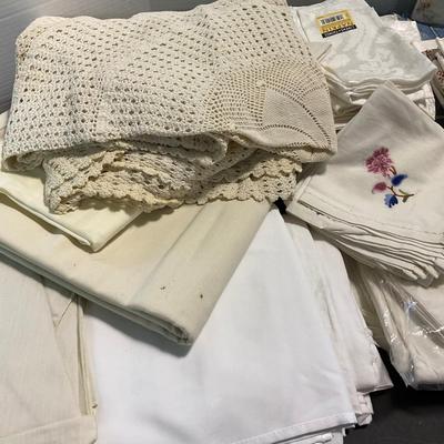 667 Lot of Ivory and White Jacquard Linens