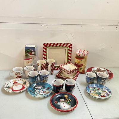 701 Large Christmas Mug and Plate Lot