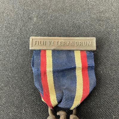 -191- MEDAL | FiLll Veteranorum Gratia Dei Servatus MDCCC LXXXl