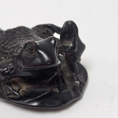 CKEG01. Vintage Carved Japanese Netsuke Bead, Ebonwood, Frogs on Leaf
