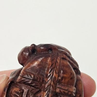 CKEG03. Vintage Carved Japanese Netsuke Bead, 2 Wooden Old Men