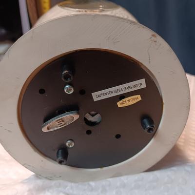 2 MUSICAL SNOW GLOBES, NEW YORK TIME SQUARE AND BARBIE