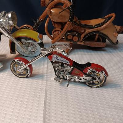 A WOODEN MOTORCYCLE AND 2 DIE-CAST MODELS