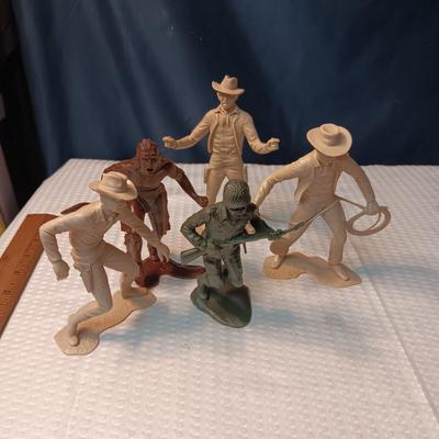 LARGE 6" ACTION FIGURES