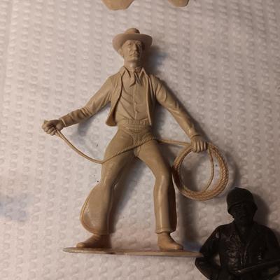 LARGE 6" ACTION FIGURES