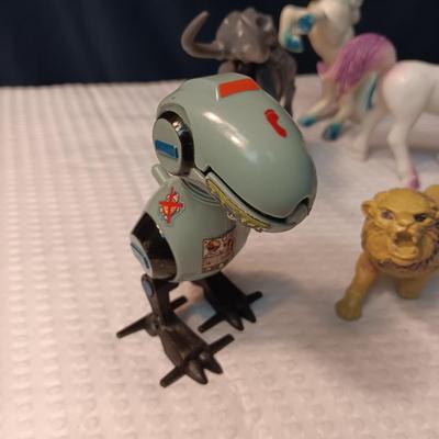 MISC PLASTIC FIGURES