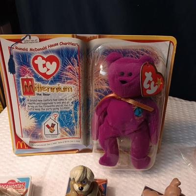 MOSTLY MCDONALDS HAPPY MEAL TOYS