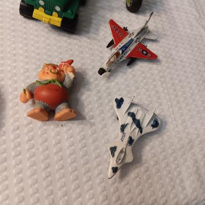 MOSTLY MCDONALDS HAPPY MEAL TOYS